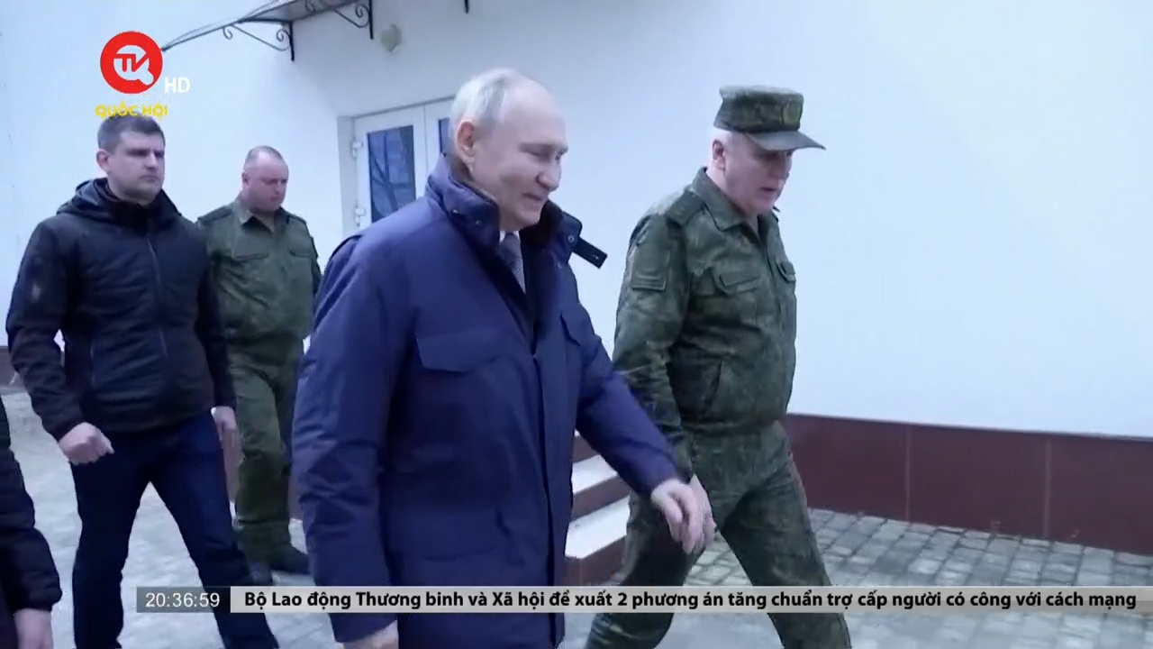 Tổng thống Nga thăm vùng Kherson và Lugansk