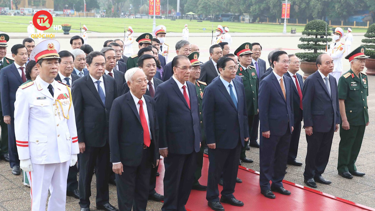 Lãnh đạo Đảng, Nhà nước, Chính phủ vào Lăng viếng Chủ tịch Hồ Chí Minh