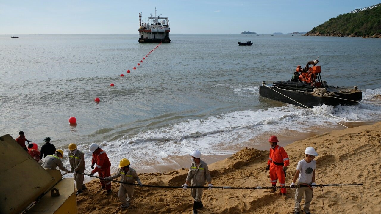 Đã có 2/5 tuyến cáp quang biển kết nối Việt Nam với quốc tế được khôi phục