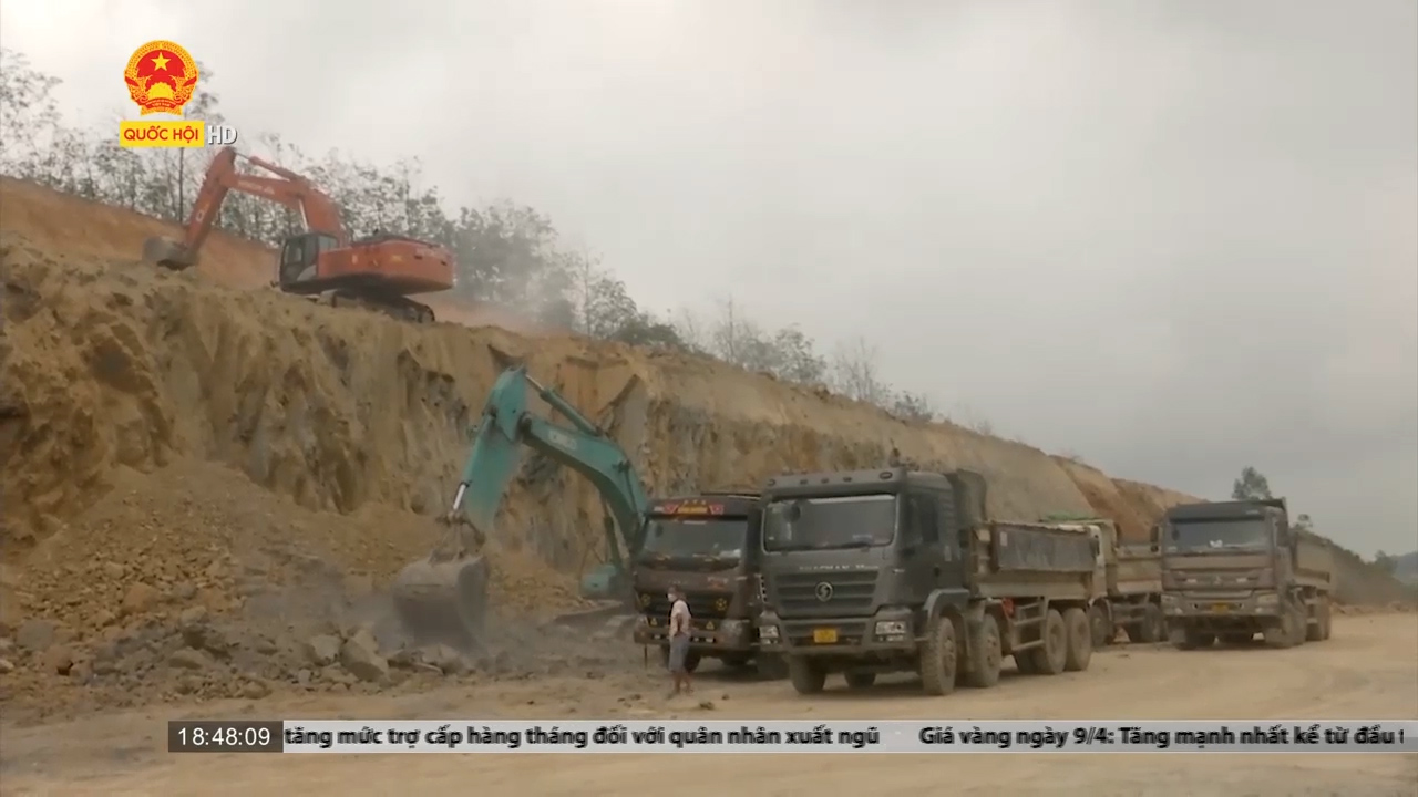 Quảng Trị: Chấn chỉnh nhà thầu sử dụng cát khai thác trái phép để thi công cao tốc Cam Lộ - La Sơn