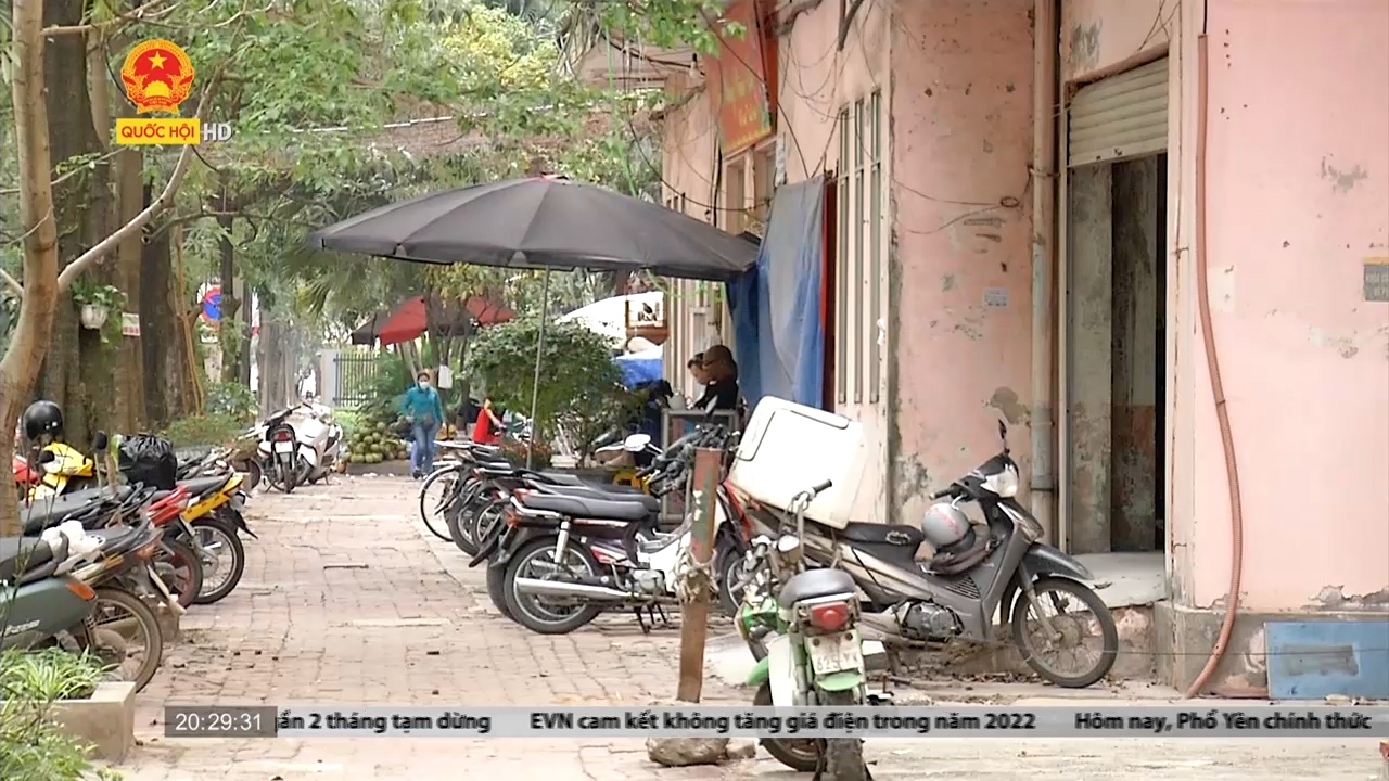 Hà Nội: Dân muốn thuê, cơ quan nhà nước chưa đấu giá, hàng nghìn mét vuông sàn 'đất vàng' để không