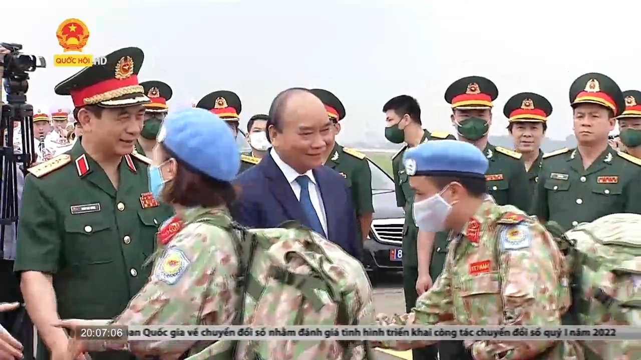 Chủ tịch Nước tiễn Đội quân mũ nồi xanh Việt Nam đi thực hiện nhiệm vụ tại Abyei và Nam Sudan