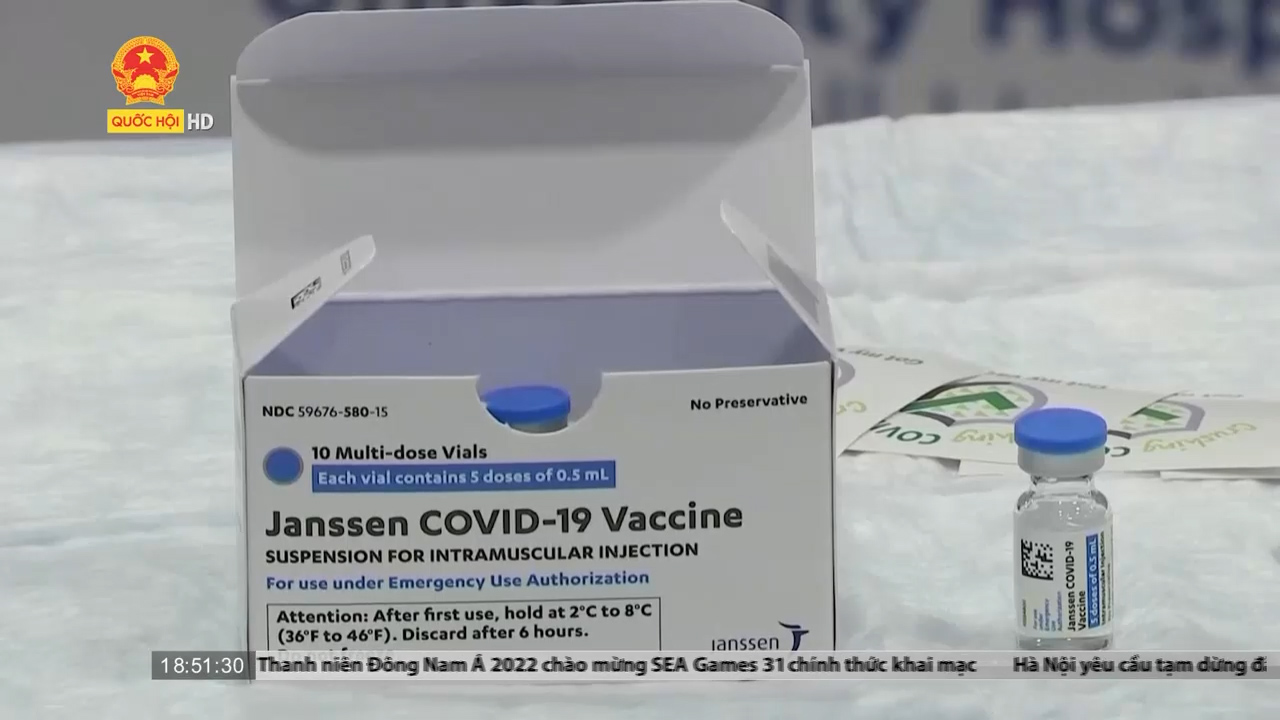 FDA hạn chế một vaccine Covid-19 vì rủi ro đông máu