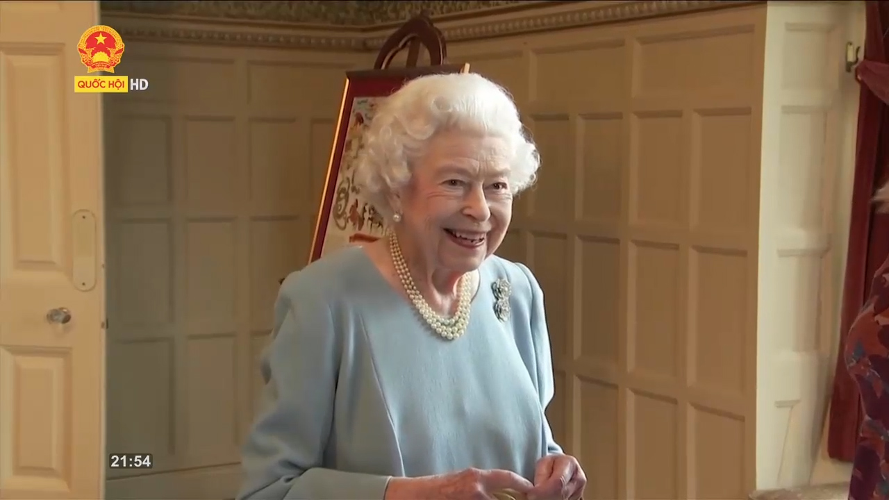 Nhìn ra thế giới: Nữ hoàng Anh Elizabeth II – 70 năm phụng sự
