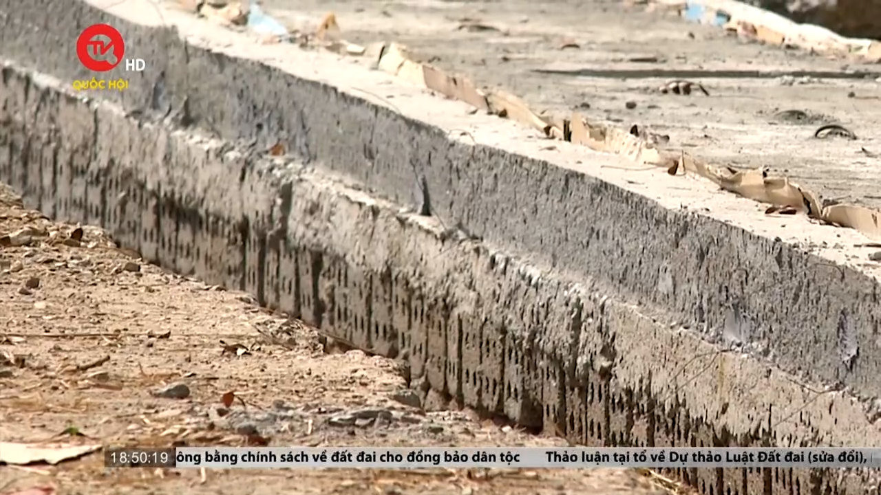 Gạch đặc 22cm thay bằng gạch lỗ 10cm - Liệu công trình Nông thôn mới ở Thanh Hoá có bị rút ruột?