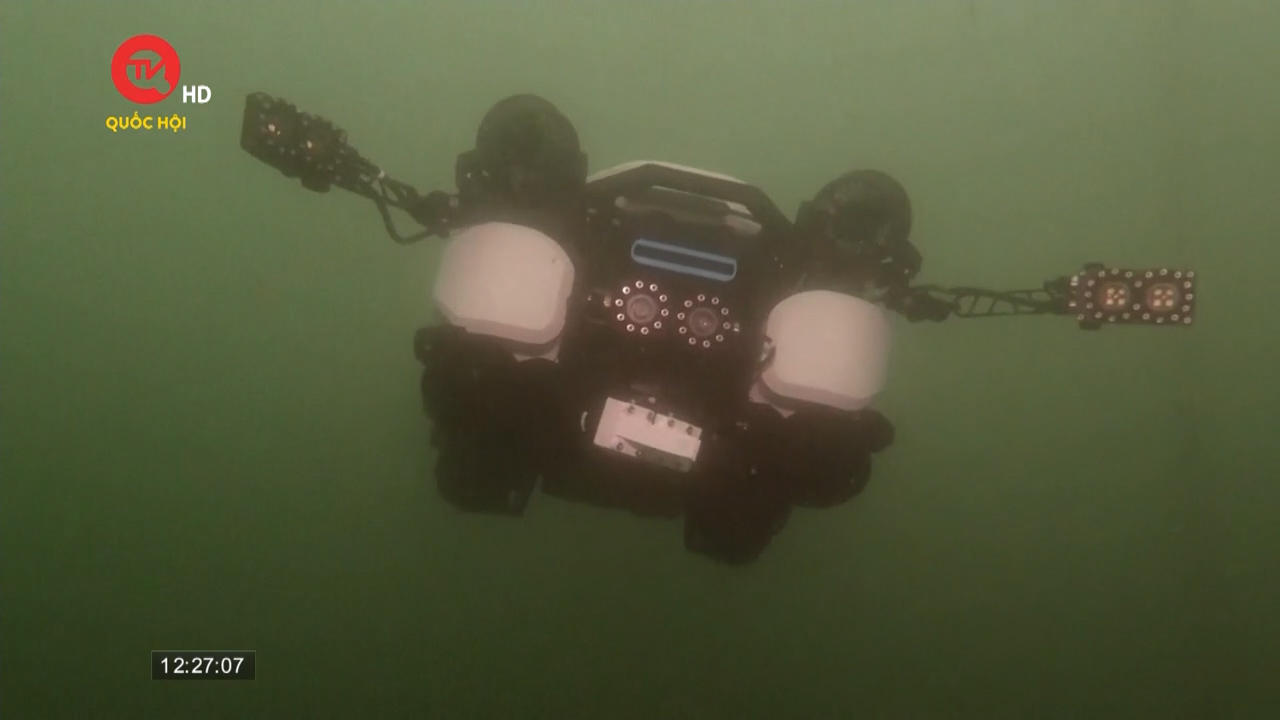 Thụy Sĩ nghiên cứu robot cứu hộ dưới nước
