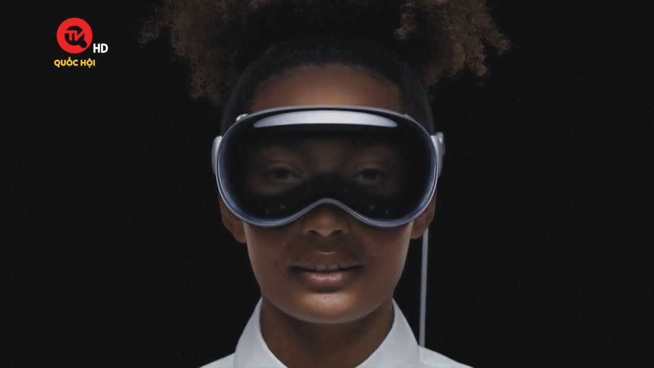 Nhìn ra thế giới: Cuộc đua phát triển kính thực tế ảo giữa các gã khổng lồ công nghệ