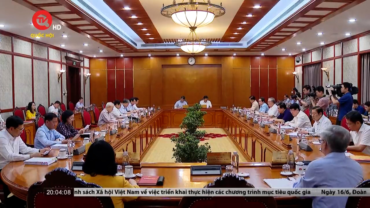 Tổng Bí thư Nguyễn Phú Trọng chủ trì cuộc họp Bộ Chính trị, Ban Bí thư về Nghị quyết 23