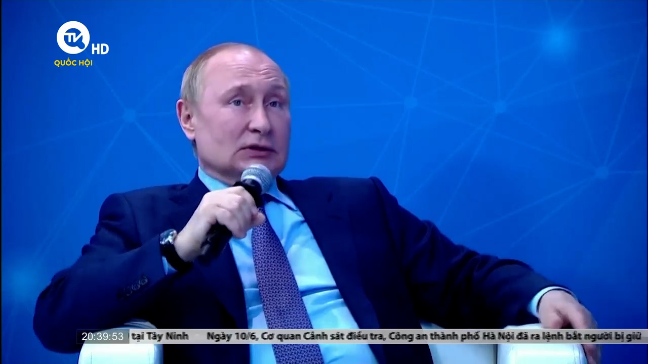 Tổng thống Putin quyết tâm bảo vệ nền kinh tế Nga