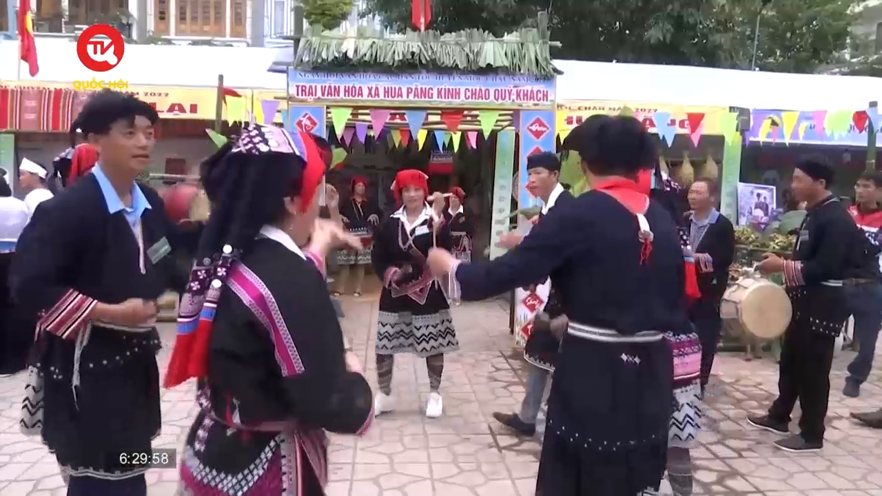 Tưng bừng Ngày hội văn hóa các dân tộc trên cao nguyên Mộc Châu