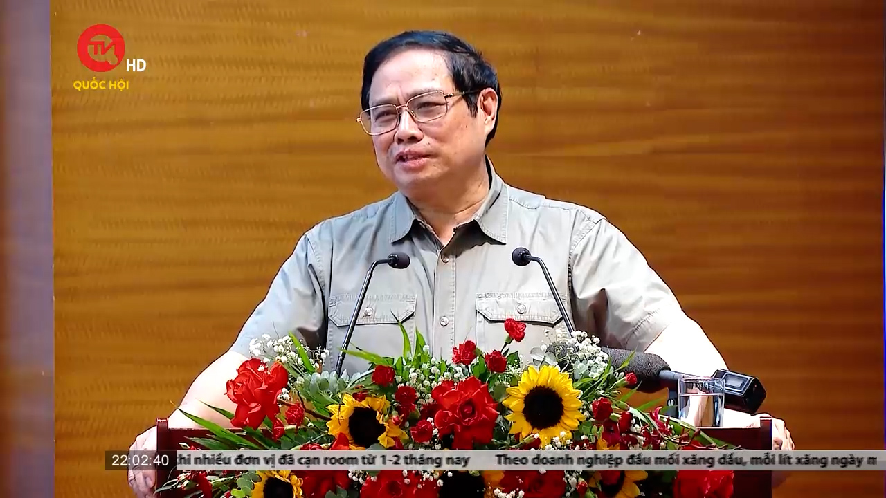 Thủ tướng làm việc với Tập đoàn Dầu khí Quốc gia Việt Nam