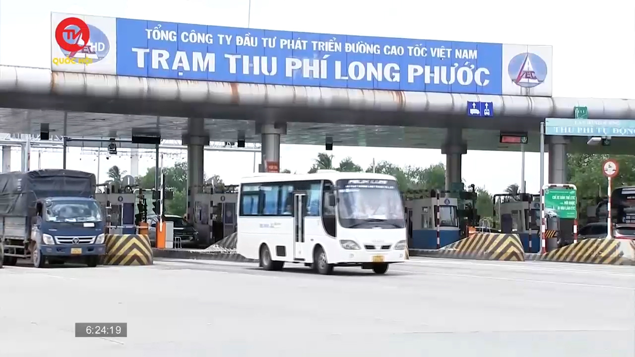 TP. Hồ Chí Minh: Vận động người dân gấp rút dán thẻ thu phí không dừng