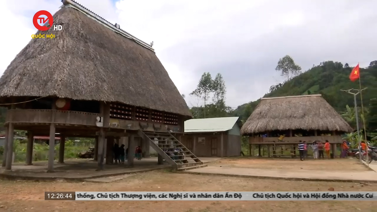 Quảng Nam: Giữ văn hoá làng trong tái sắp xếp dân cư miền núi