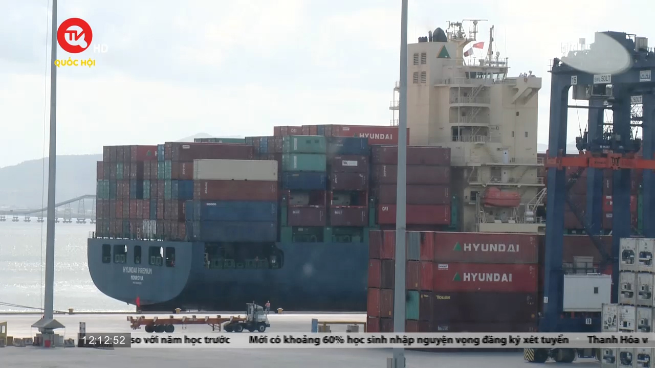 Bộ Tài chính đề nghị Hải Phòng không thu phí hàng hoá vận tải thuỷ nội địa