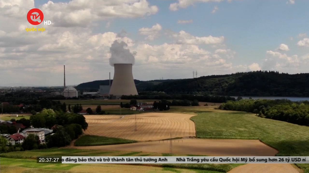 Đức "quay xe" trong kế hoạch dừng hoạt động nhà máy điện hạt nhân sau hành động của Nga