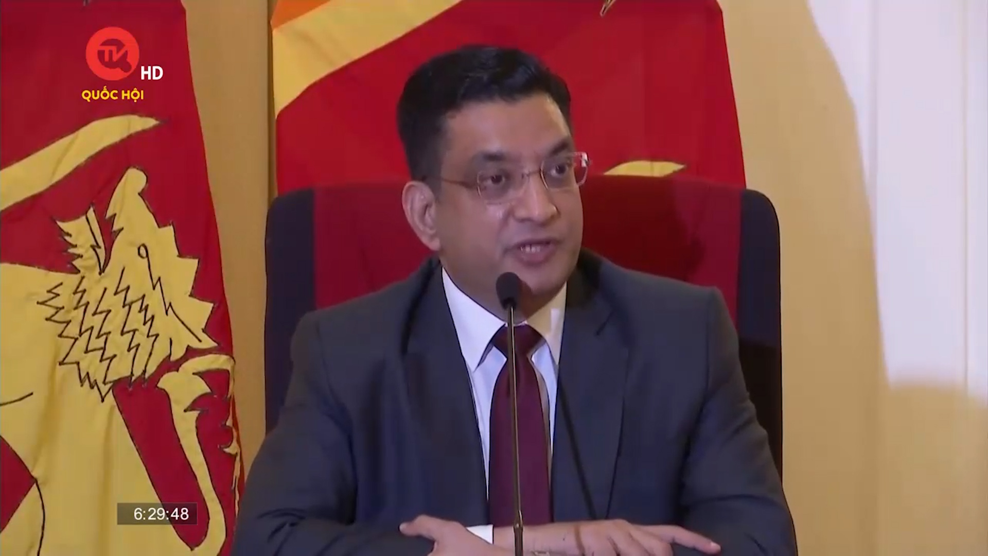 Sri Lanka xem xét dự luật cắt giảm quyền lực tổng thống