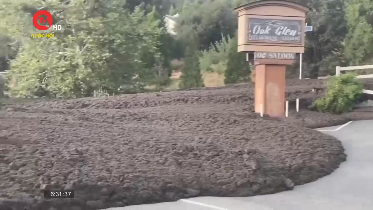 Lở bùn nghiêm trọng tại California, Mỹ