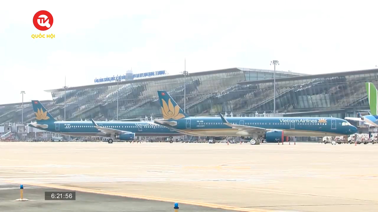 Phấn đấu năm 2050, sân bay Nội Bài đạt 100 triệu hành khách/năm