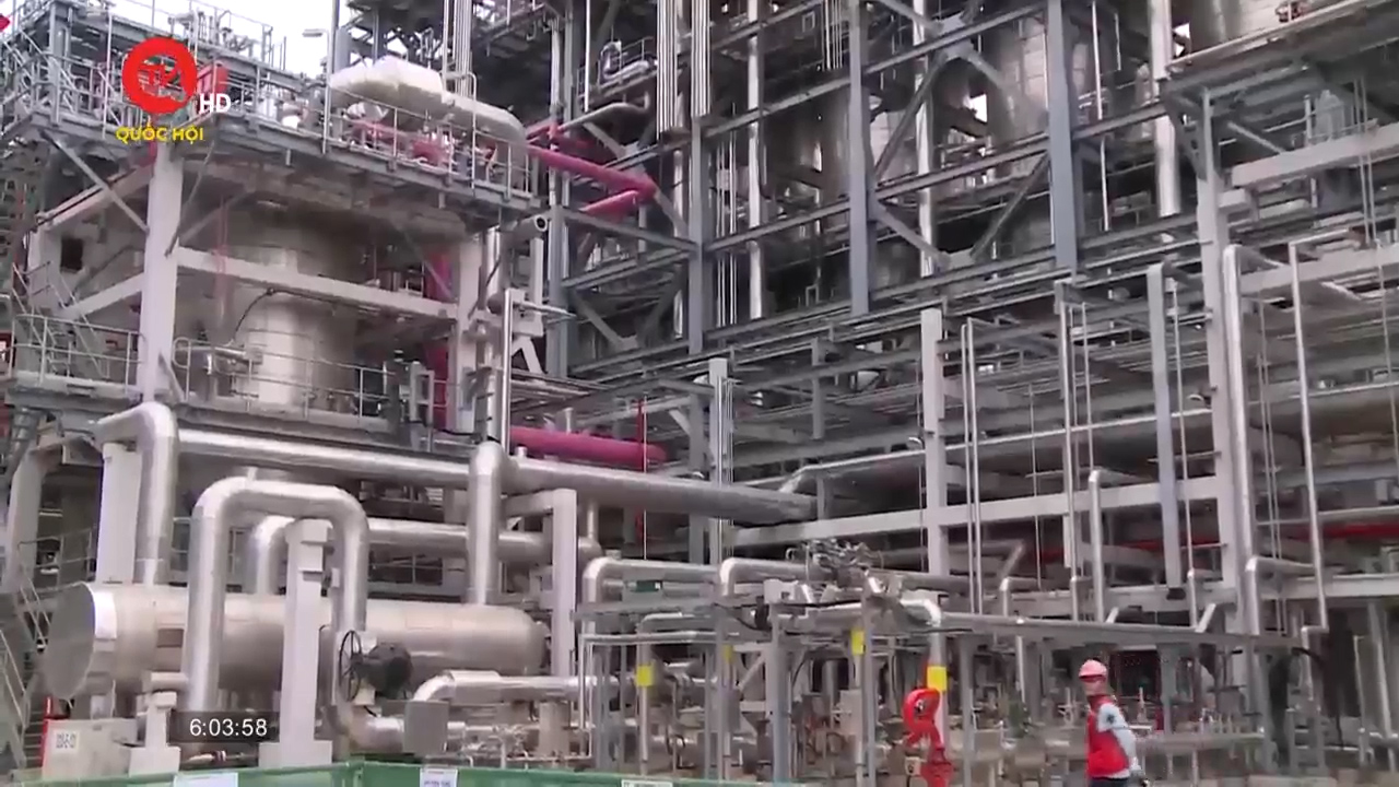 Bộ Công Thương yêu cầu 2 nhà máy lọc dầu đảm bảo nguồn cung xăng dầu