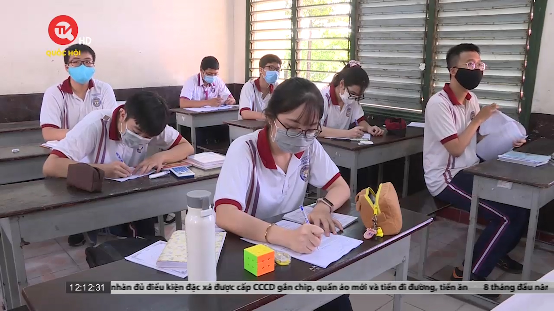 Hà Nội và TP Hồ Chí Minh chưa thu học phí năm học 2022-2023