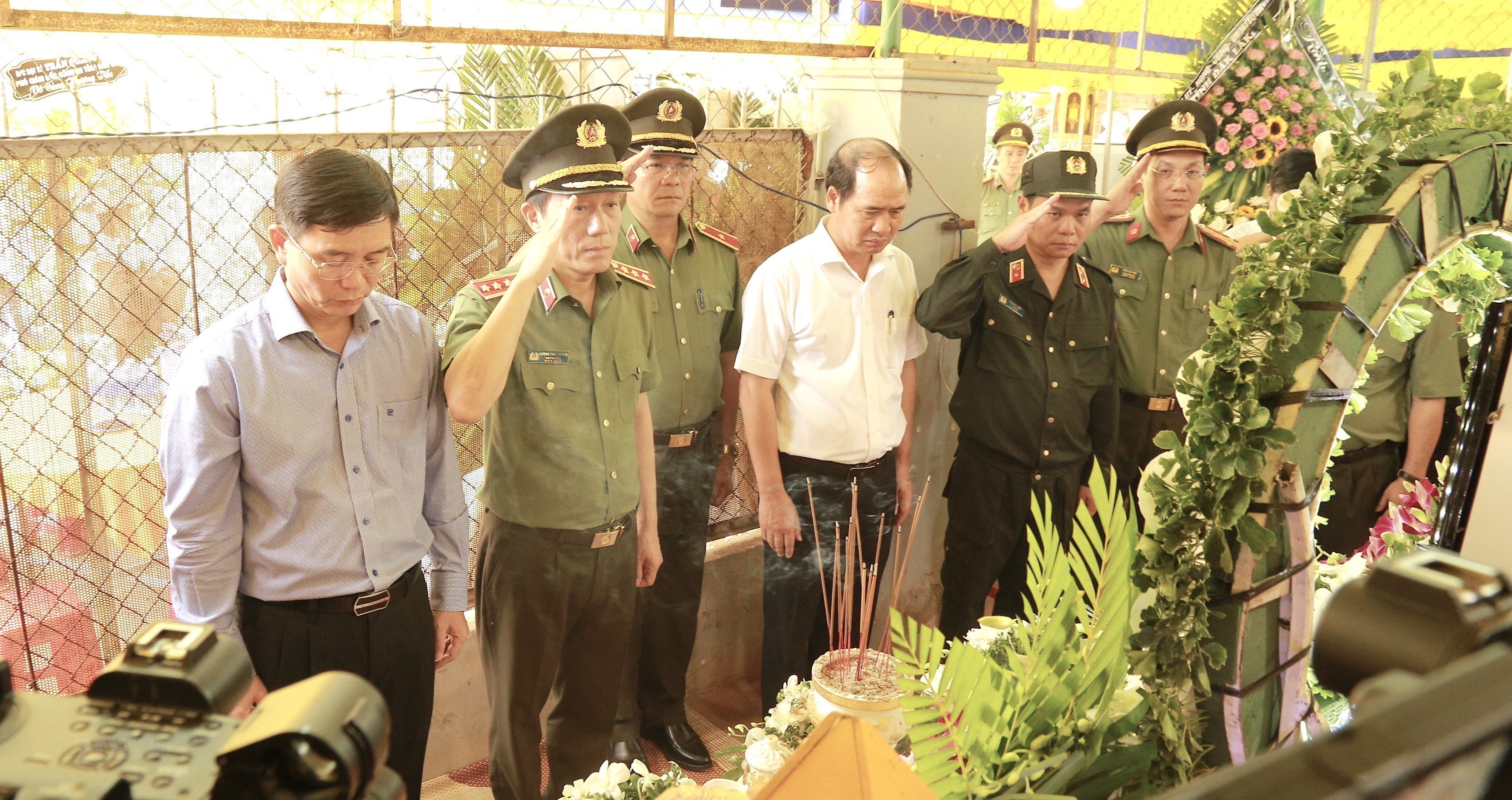 Vụ tấn công tại Đắk Lắk: Cấp bằng "Tổ quốc ghi công" cho 6 liệt sĩ