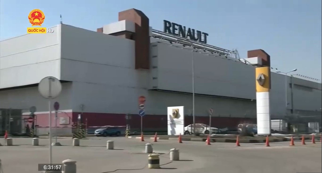 Điểm báo quốc tế ngày 17/5: Thương hiệu ô tô Renault đã bán cổ phần ở Nga với giá 1 Ruble