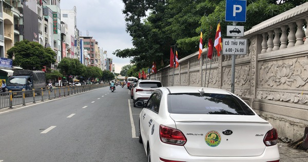Vì sao Thành phố Hồ Chí Minh phải bù 8 tỷ cho dịch vụ thu phí đậu xe ô tô công cộng?